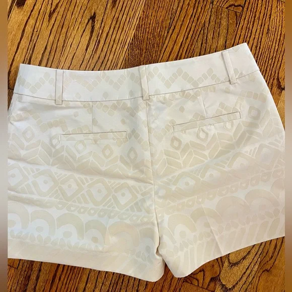 LOFT Jacquard Riviera Shorts 4” inseam Size 6 NWT - Picture 2 of 7